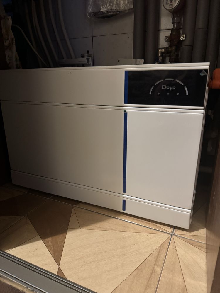 Акумулятор DEYE AI-W5.1 LiFePO4 51.2v 100AH, 5,12 кВт год. 39700 грн.