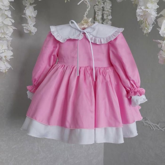 Сукня на дівчинку 80-86 розмір.