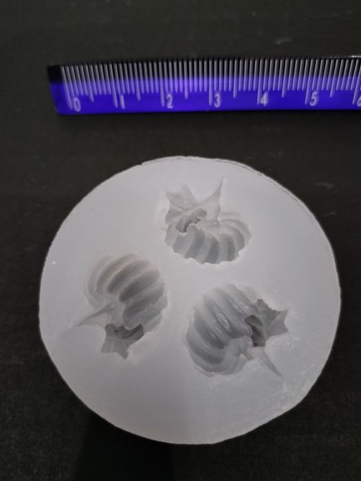 Foremki silikonowe do mydła, świec, żywicy