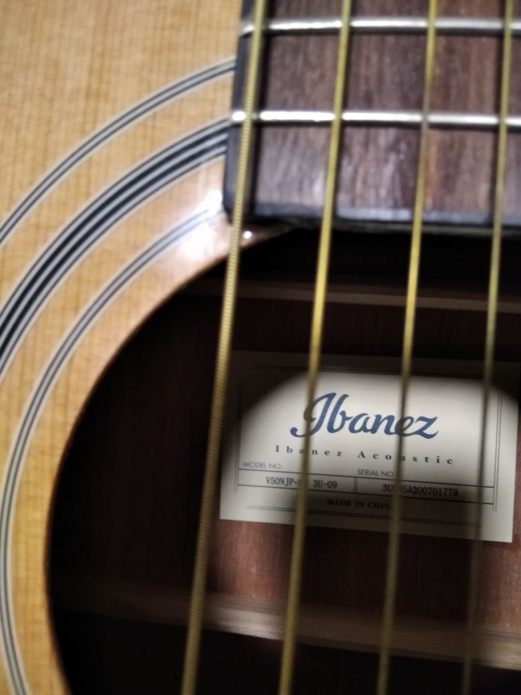 Gitara akustyczna Ibanez