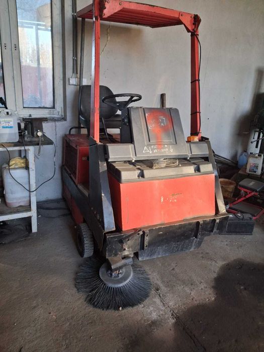 Zamiatarka Hako  Jonas 1100