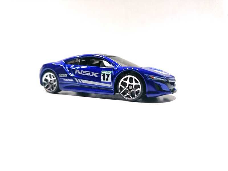 Hot Wheels 17 Acura NSX