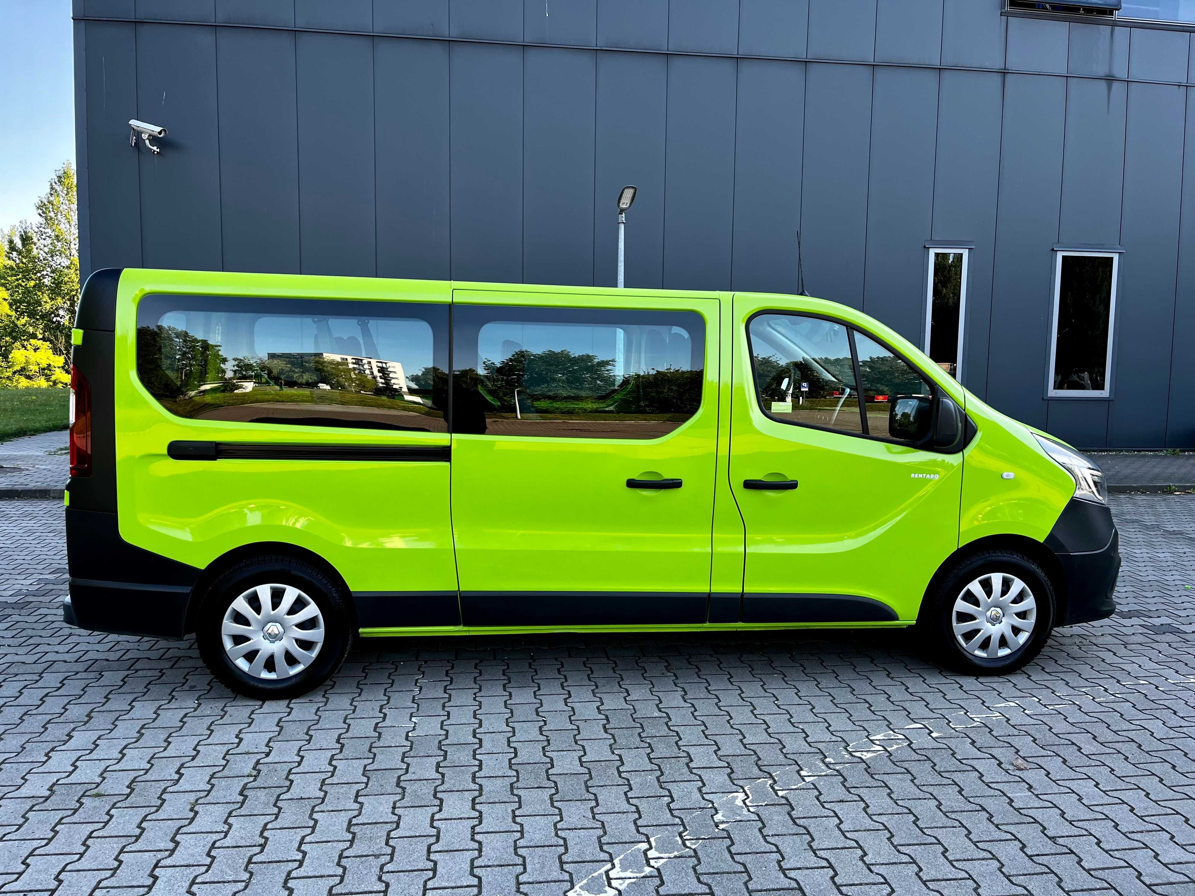 Nowy Renault Trafic LONG 9os. Wypożyczalnia wynajem bus 9 osobowy