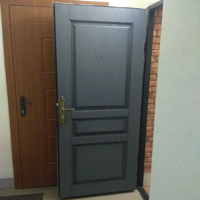 МДФ накладки на вхідні металеві двері ремонт замкiв