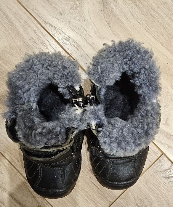 Зимові дитячі ботинки. Зимние детские ботинки. Розмір 22,5