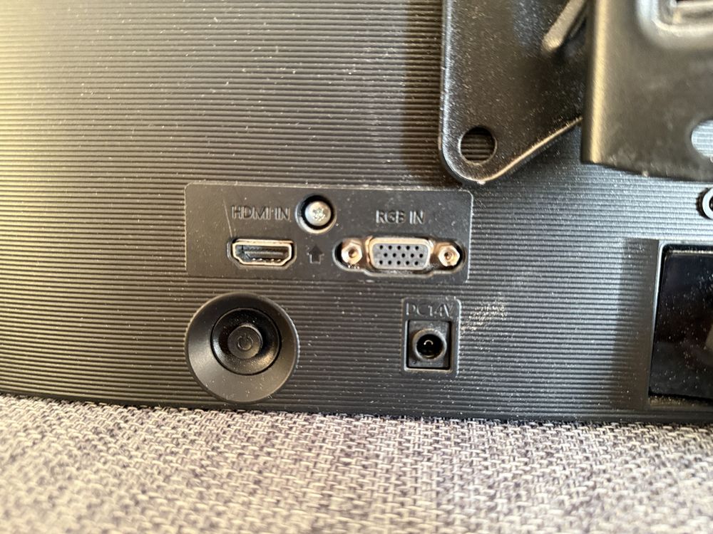 Monitor Samsung 23,5” 60Hz