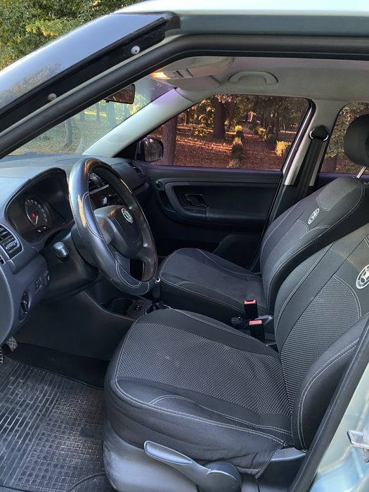 Skoda Fabia 2011 рік 1.4 Газ в хорошому стані