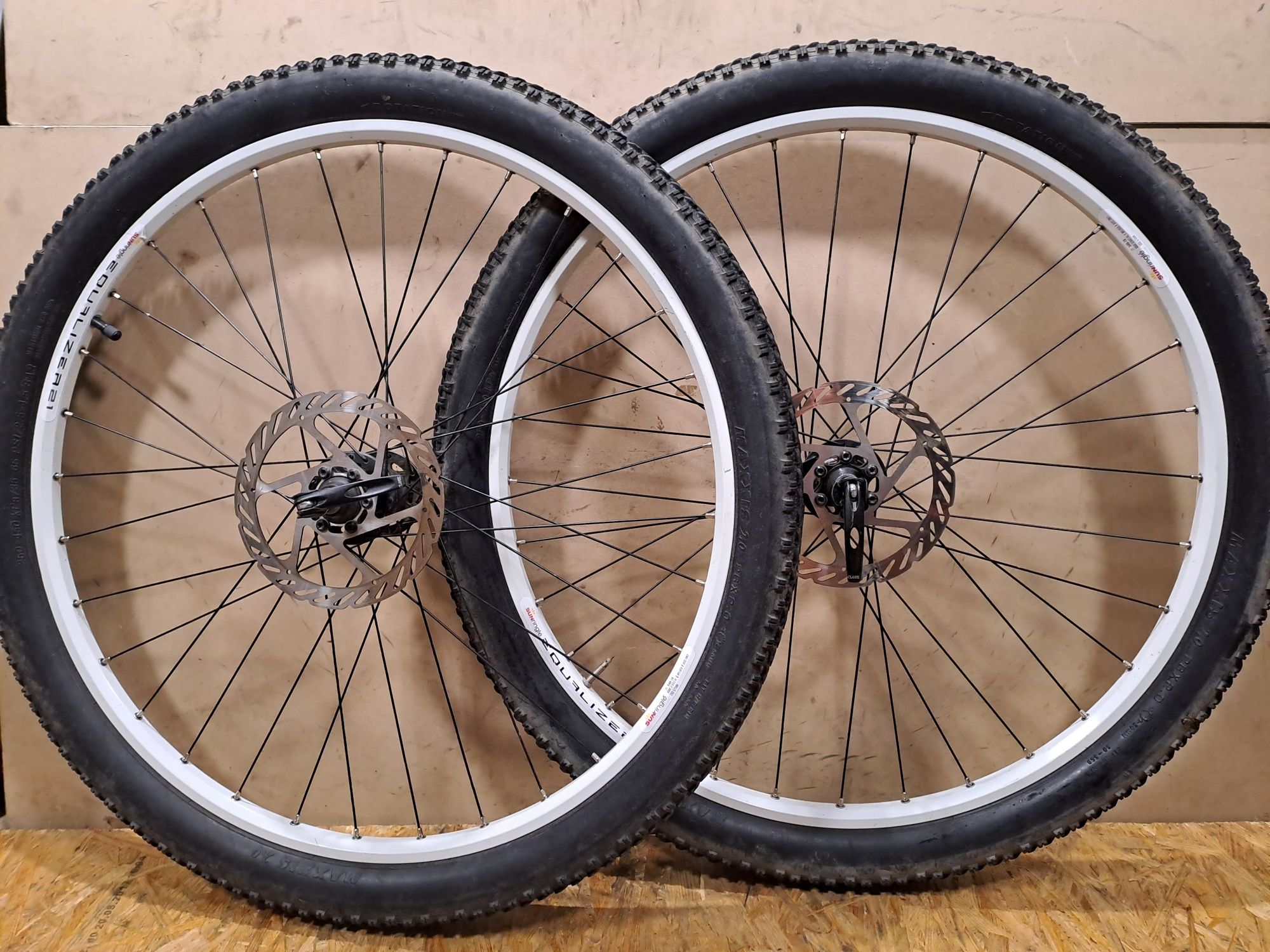 Koła SunRingle Equalizer 21 Shimano Deore XT Commencal  mavic