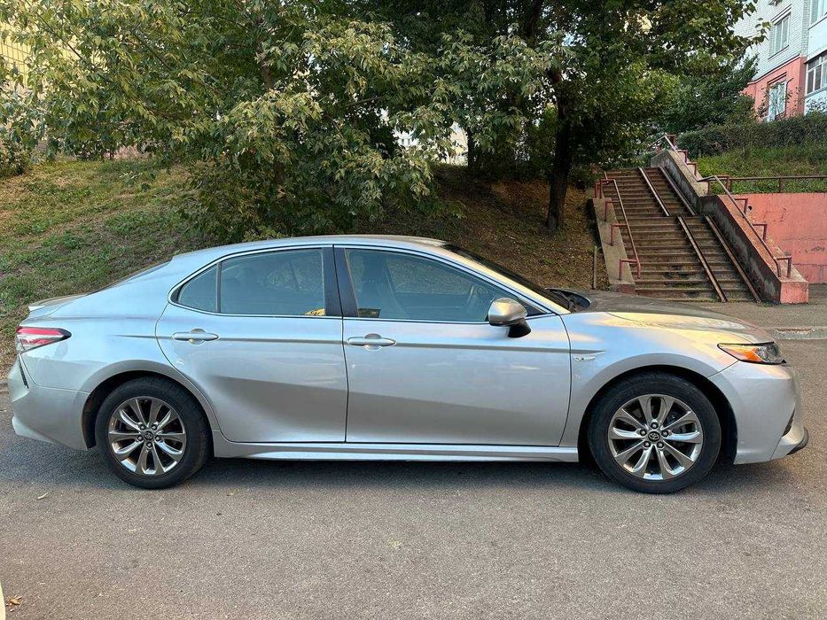 Toyota Camry 2018