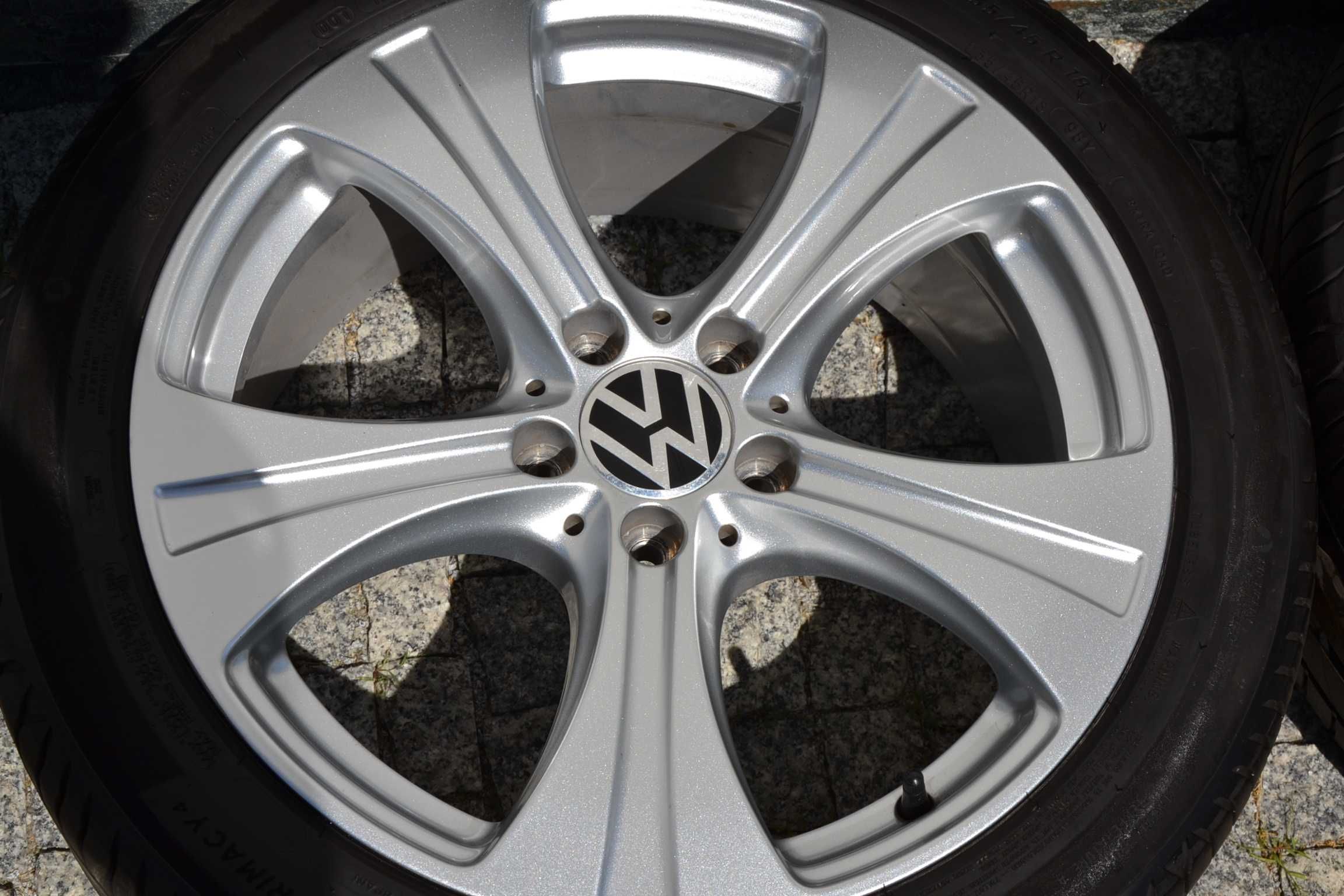Koła Lato Skoda SuperB 3 Vw Passat Seat 235/45/18 Michelin