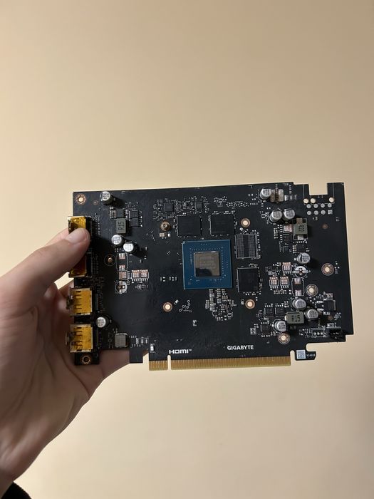 Rtx 3050 6Gb Gigabyte Відеокарта не робоча