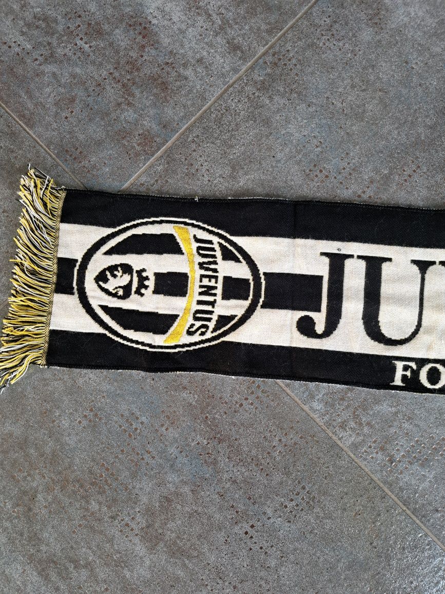 Szalik klubu Juventus