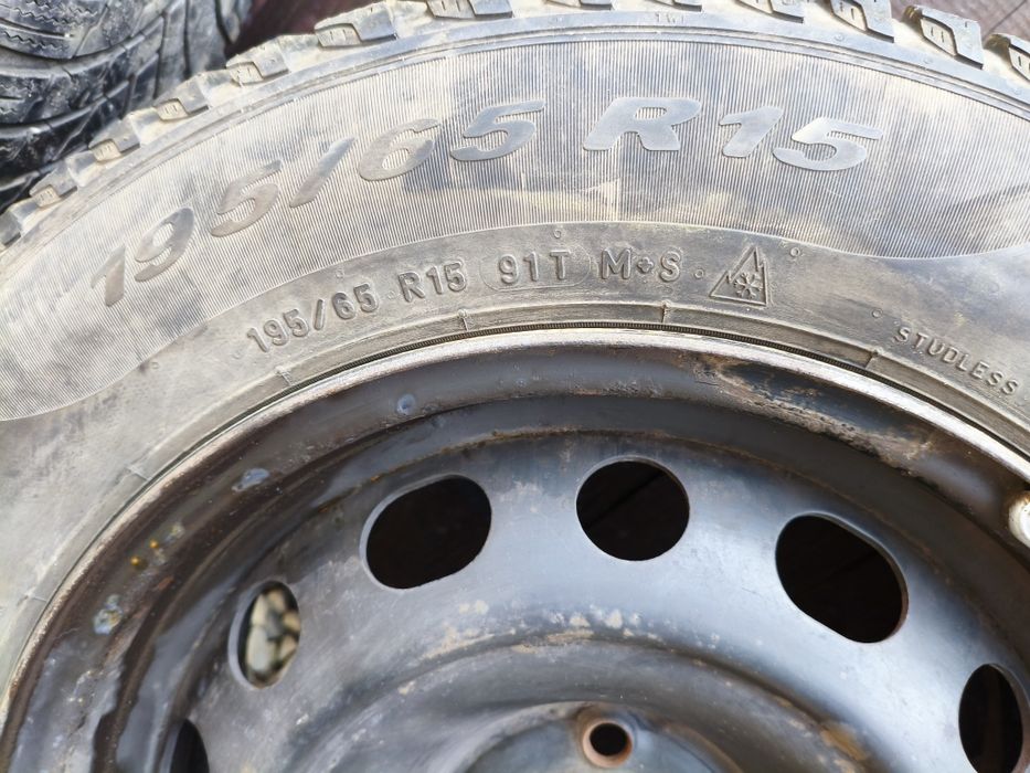 Koła Felgi 4x108 opony zimowe 195/65/R15