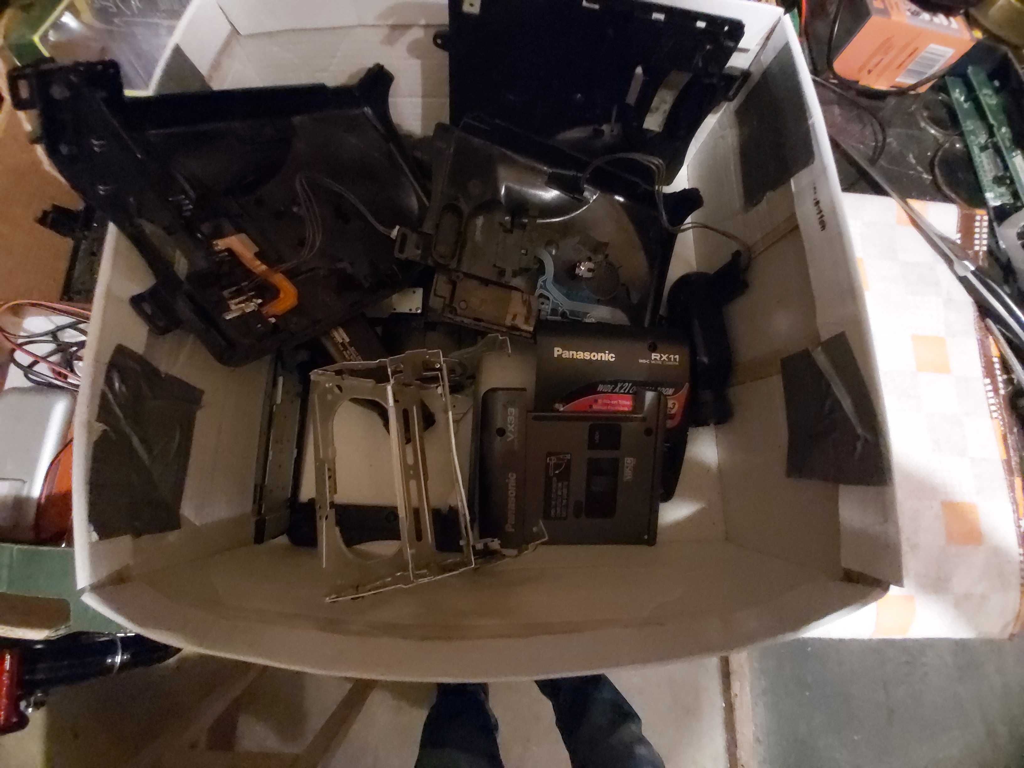 Kamera Panasonic VHS-C walizka części oraz podzaspołów