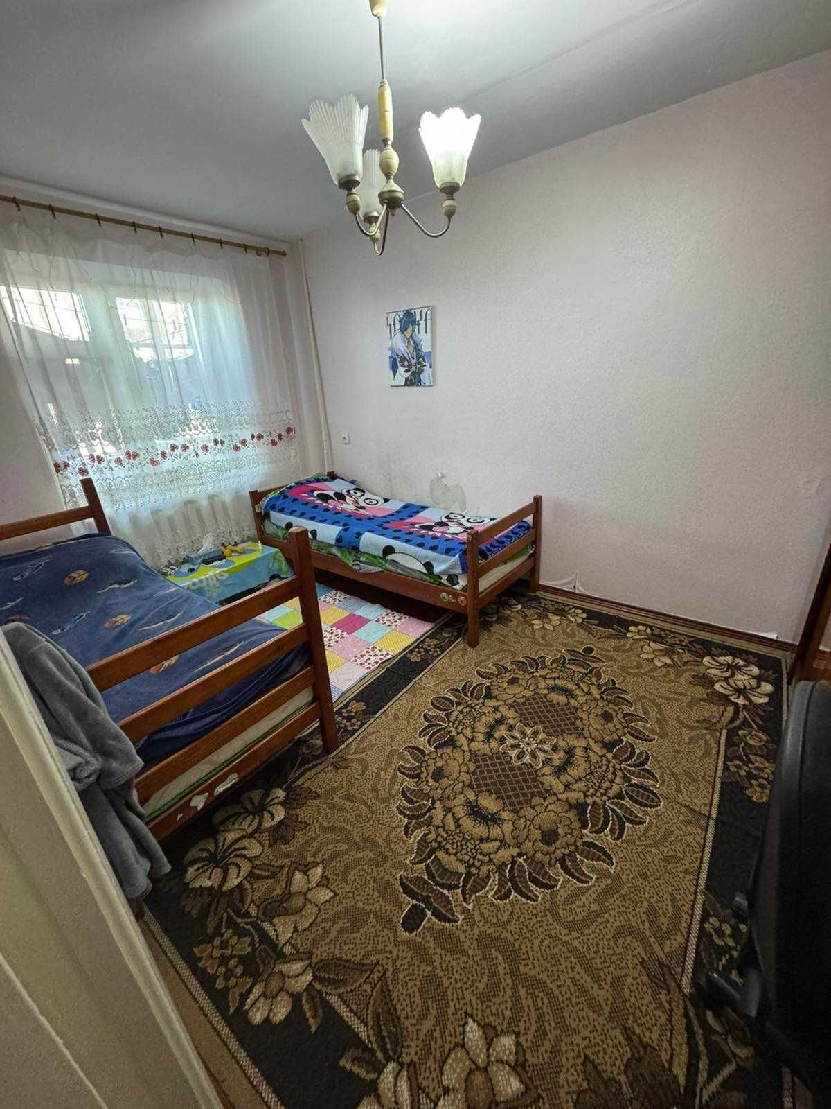 Продається 2 - х кімнатна квартира у центрі міста(біля льонокомбінату)