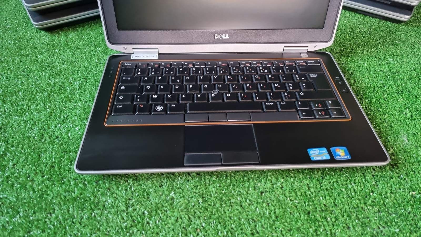 Ноутбук Dell. Є декілька моделей