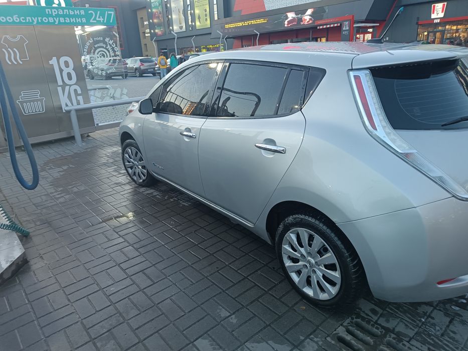 Nissan leaf, ніссан ліф 1, електромобіль
