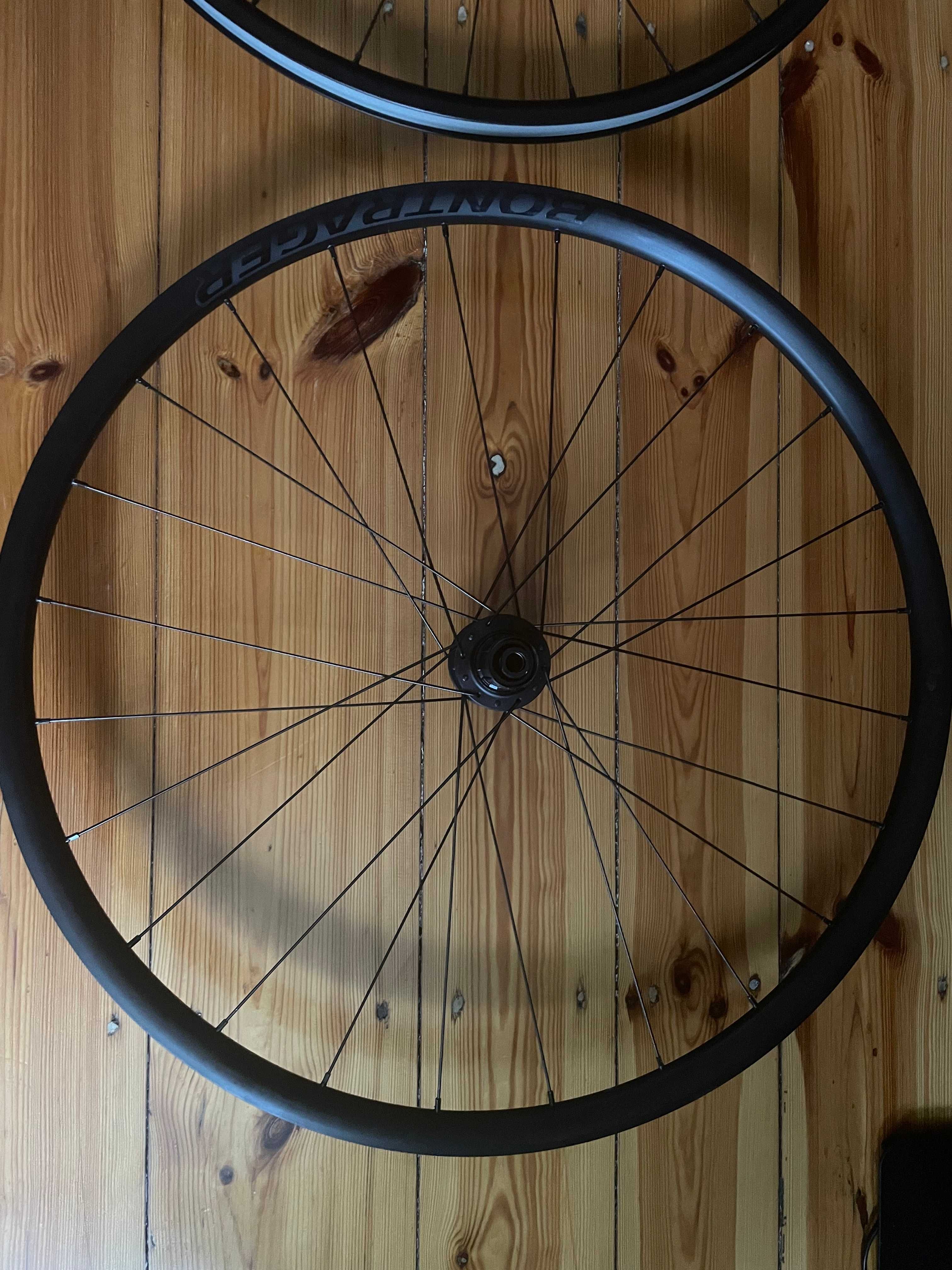 Nowe koła aluminiowe Bontrager Paradigm Comp TLR Disc