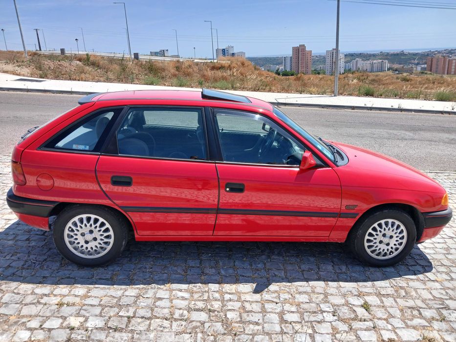Opel Astra GT 1.4