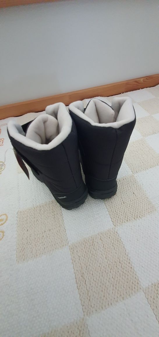 Botas de criança impermeáveis