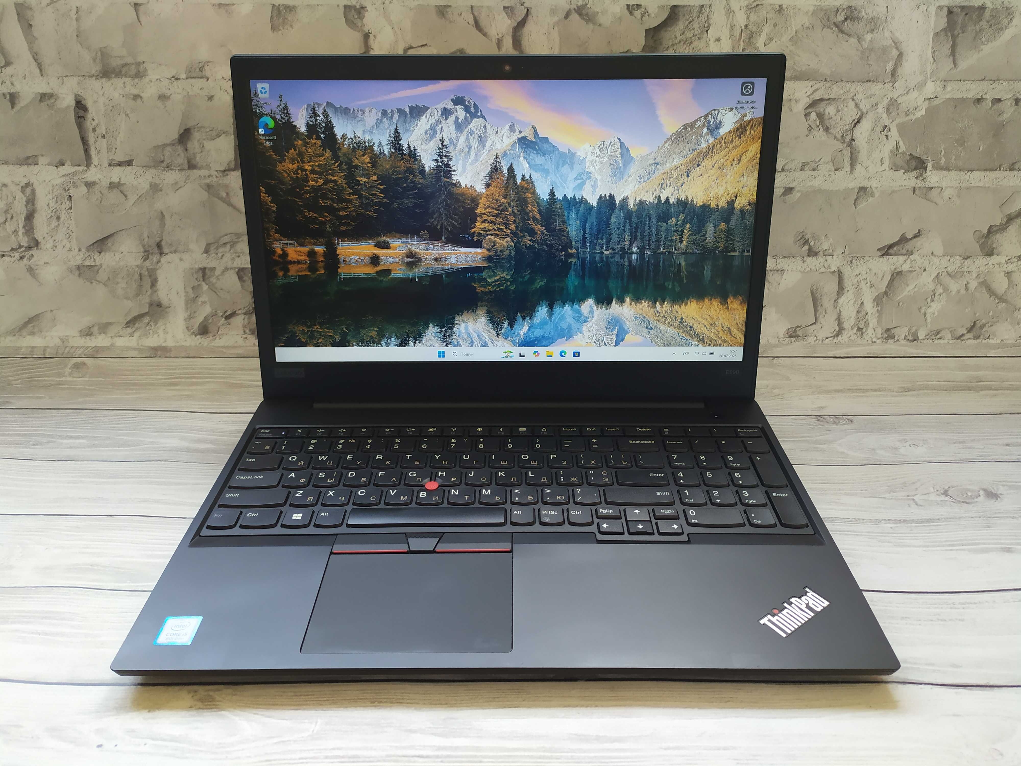Lenovo ThinkPad E590 i5-8265U/8GB DDR4/128GB SSD NVMe+1TB HDD