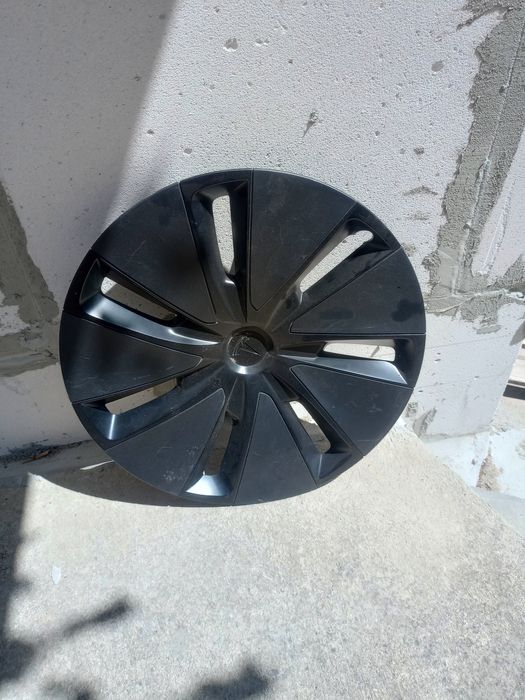 Ковпаки дисків Tesla