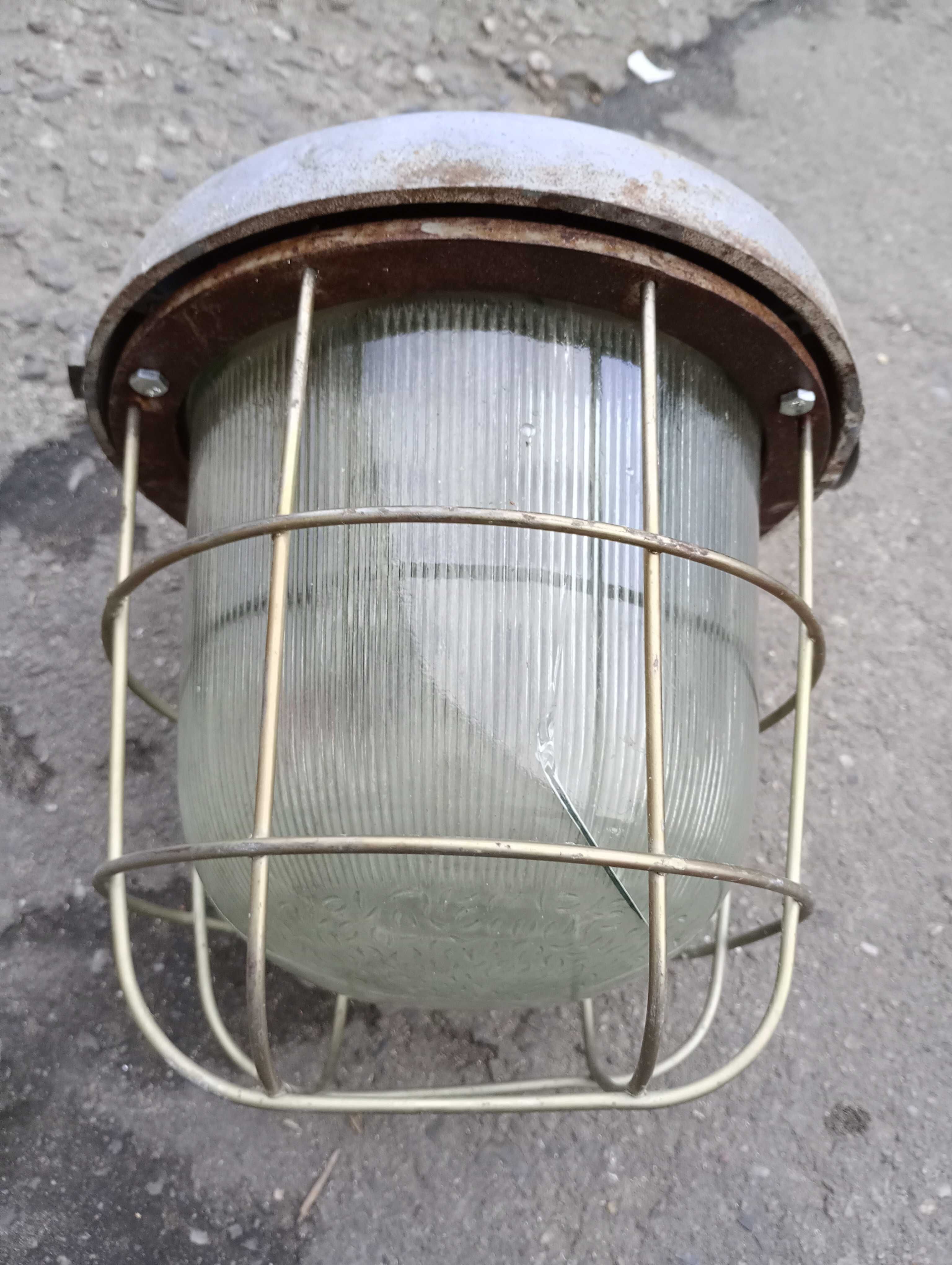 Lampa Industrialna Robocza Zakładowa Solidna
