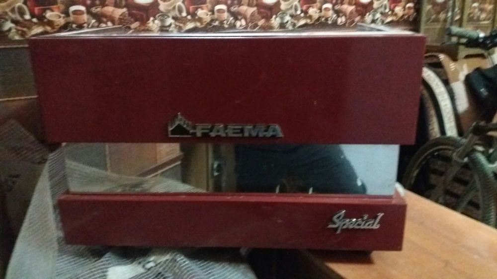 Кофе машина..газ электр.