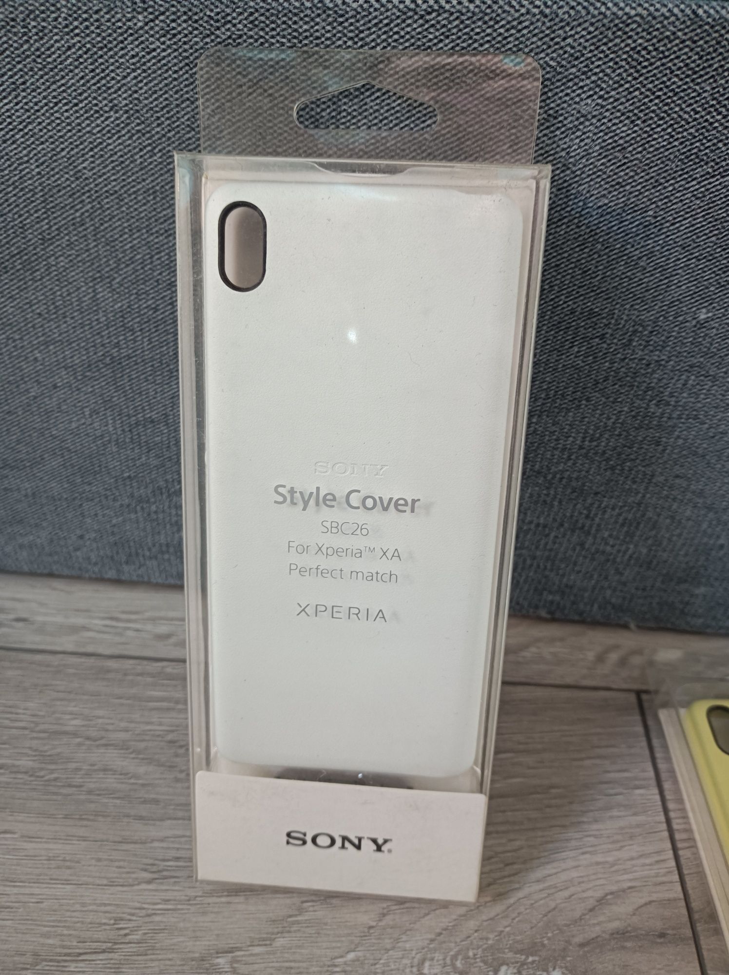 Etui Plecki Sony XPERIA XA SBC26