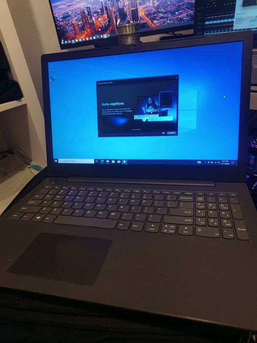 5 akcesorów gratis + Laptop Lenovo V130-15IKB