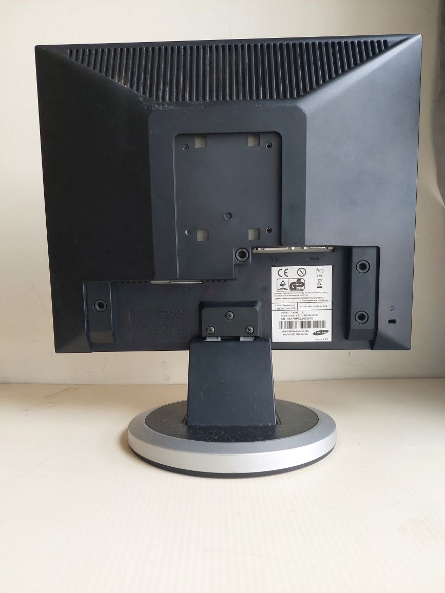 Monitor Samsung SyncMaster 740Bf