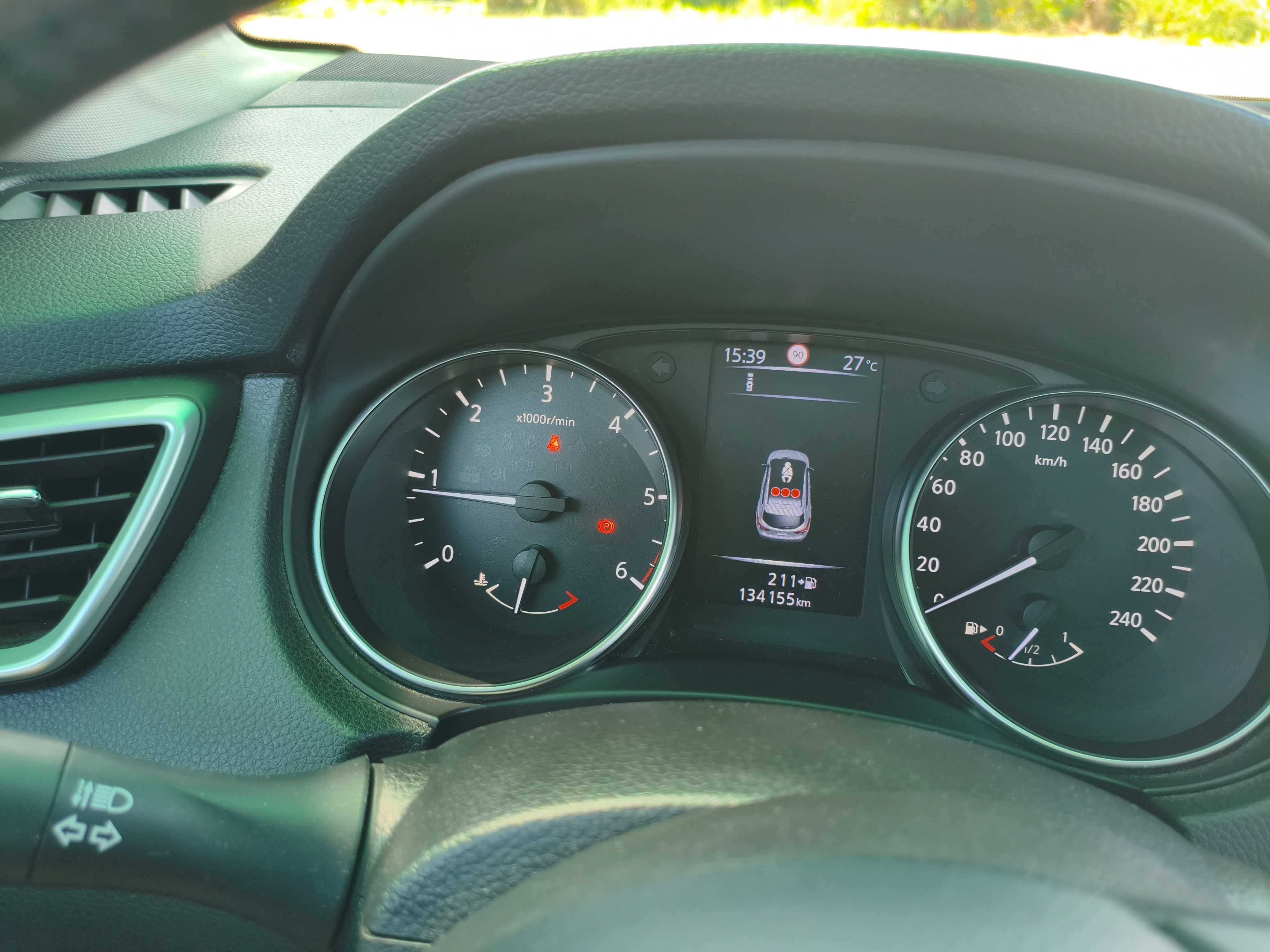 Nissan Qashqai impecável com vários extras
