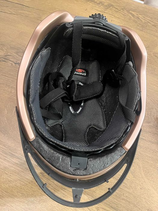 kask jeździecki 53-58 cm używany