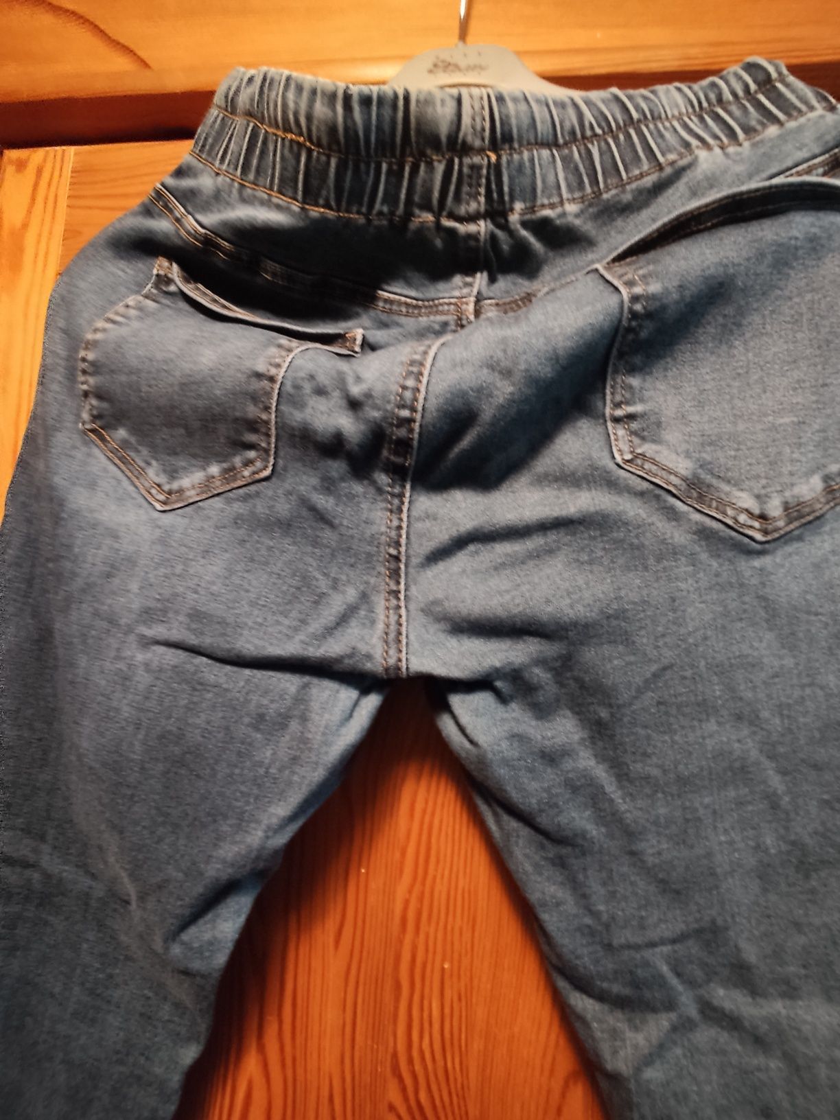 Spodnie damskie jeansy r42 L/XL