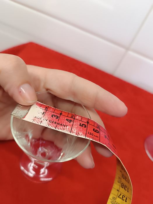 Copo Cristal Vintage. Com relevo. 7,5 cm