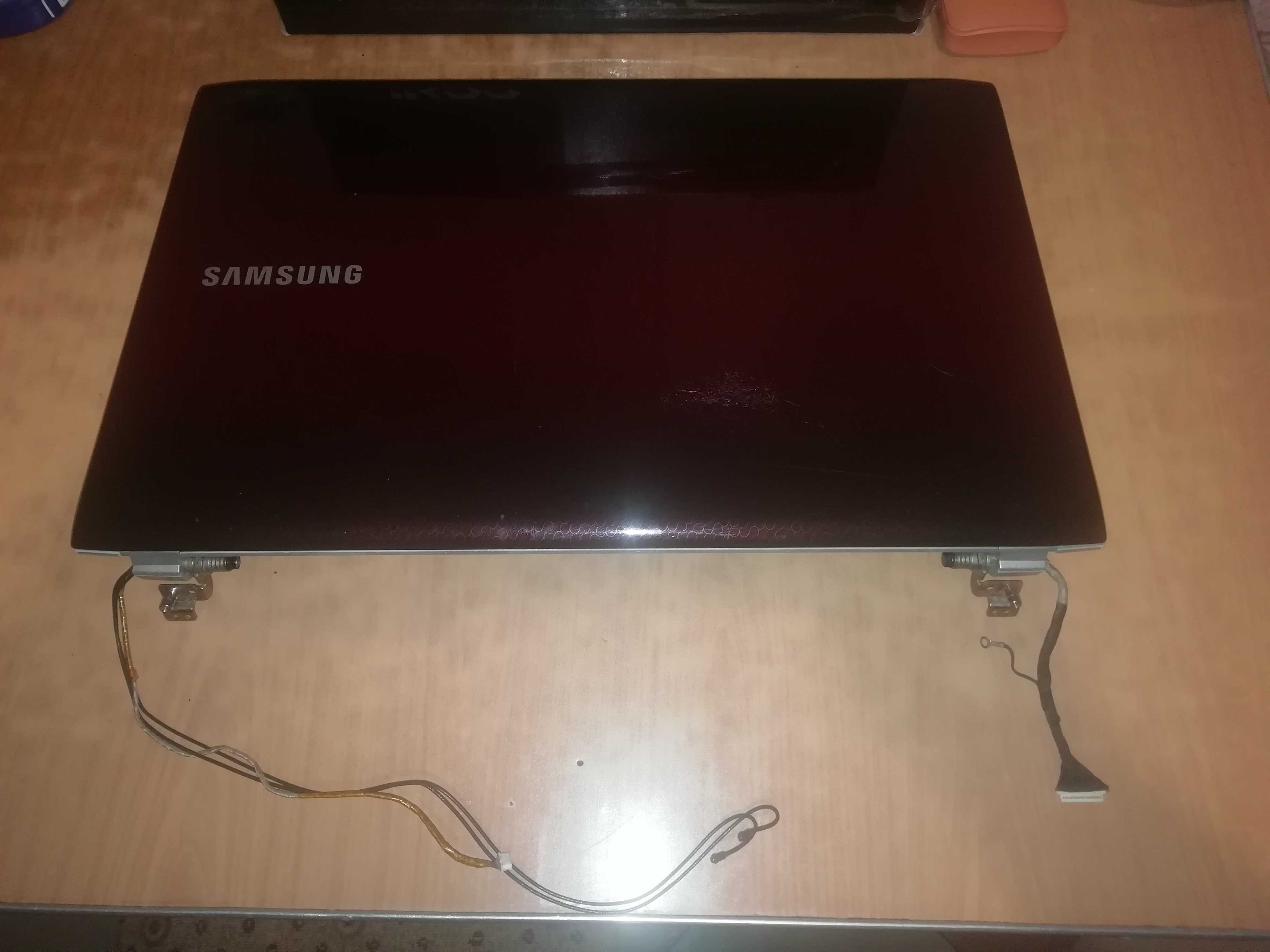 Запчастини ноутбука Samsung R730 (огляд на фото)