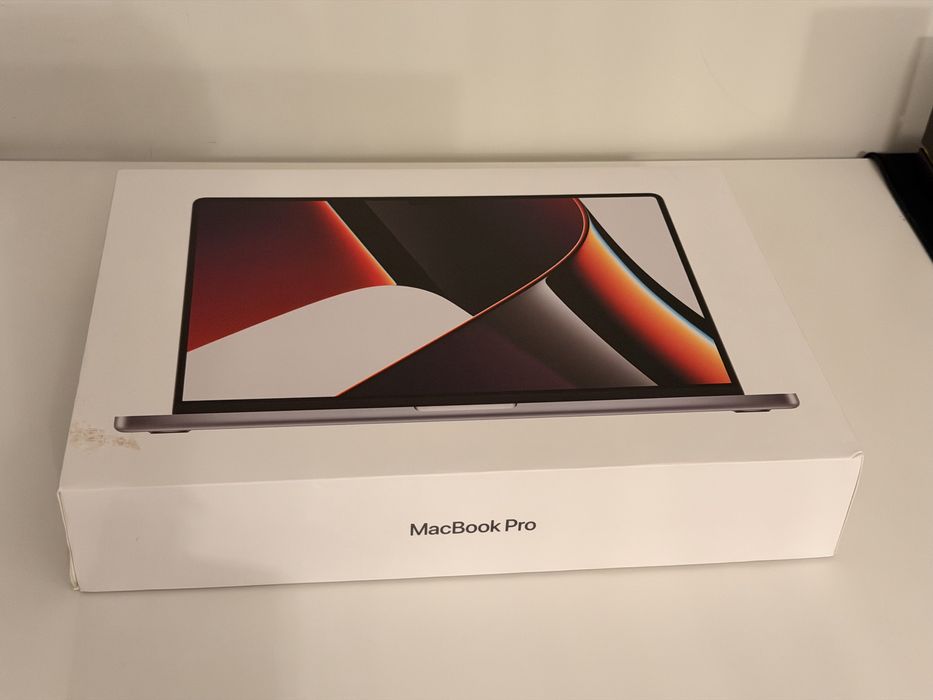 MacBook Pro 16” M1 Pro 2021