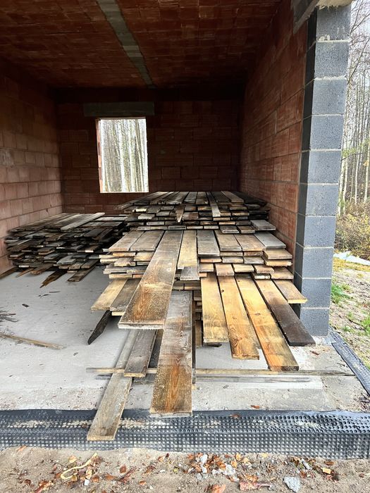 Deski szalunkowe po jednej budowie