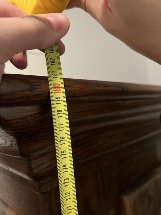 Szafa drewniana – klasyczna, solidna