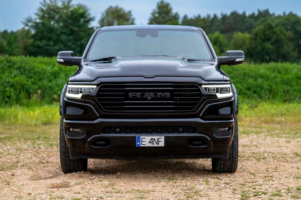 RAM 1500 Longhorn Crew Cab 4x4 Limitowana Wersja Pneumatyka Gaz