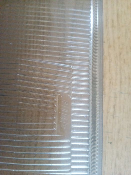 Продам стекло від фари