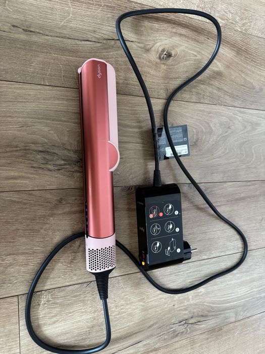 Dyson airstrait оригінал