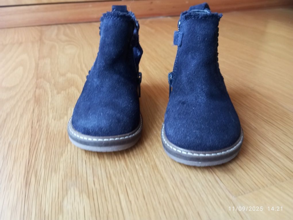 Botas menina tamanho 22