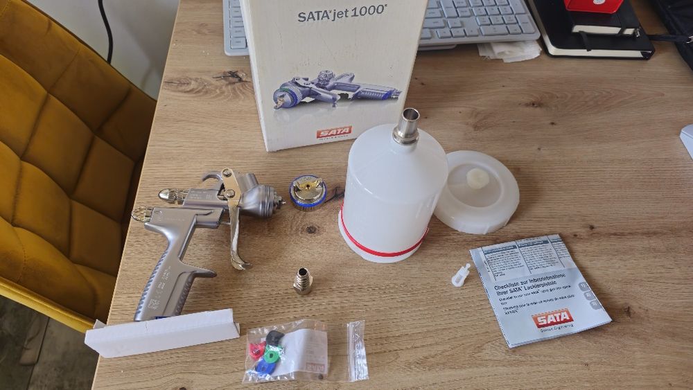 Pistolet lakierniczy SATA Jet 1000