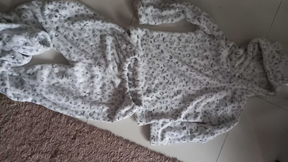 Ciepla pizamka pluszowa 134/140