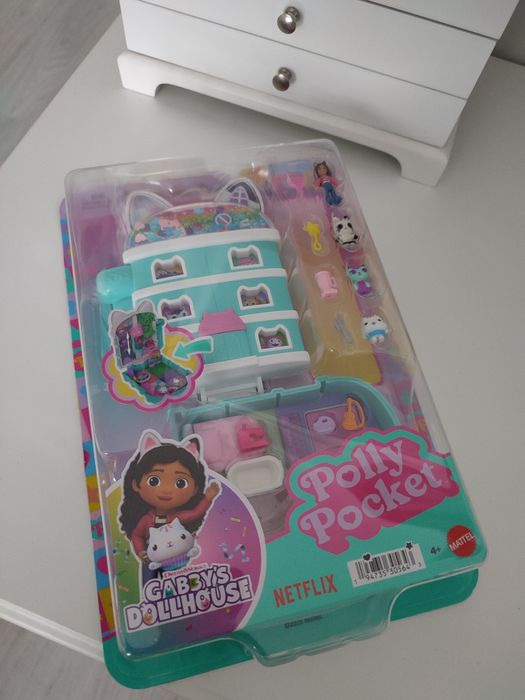 Zestaw kompaktowy Polly Pocket Koci Domek Gabi