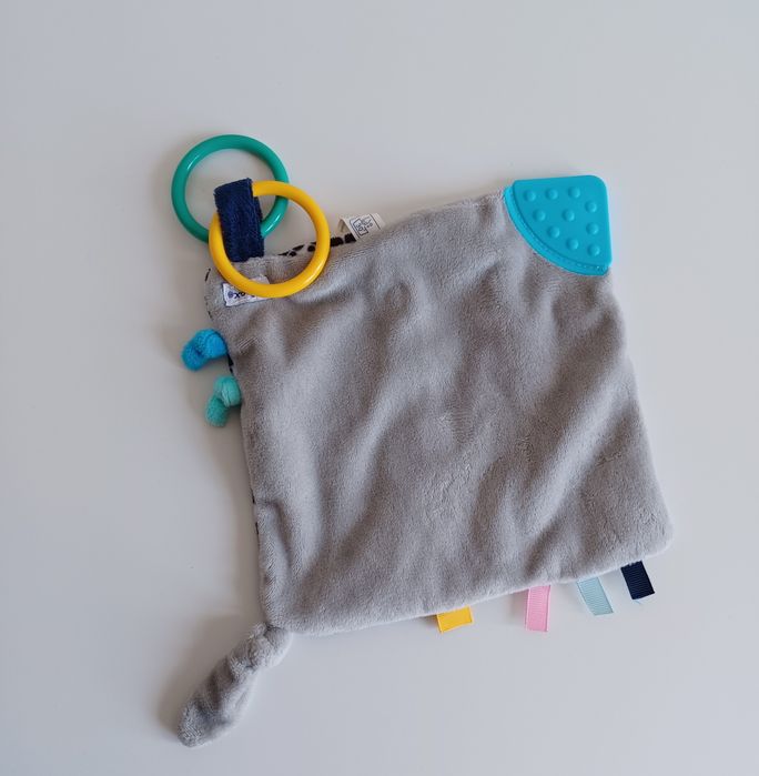 Szmatka, przytulanka z funkcją gryzaka