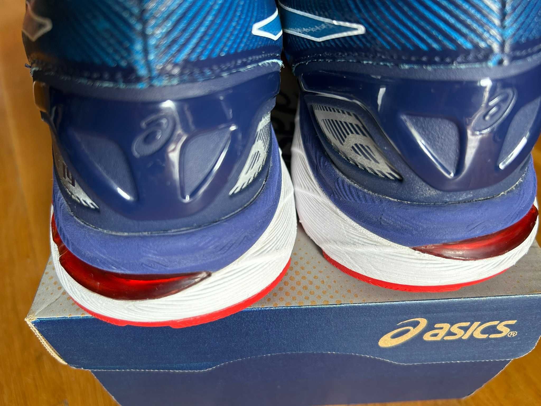Asics Gel Nimbus 19 super stan