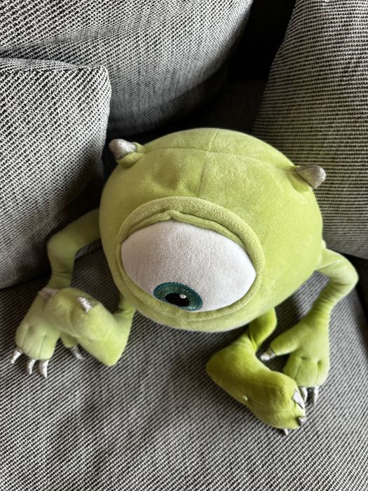 Boneco disney mike monstros e companhia