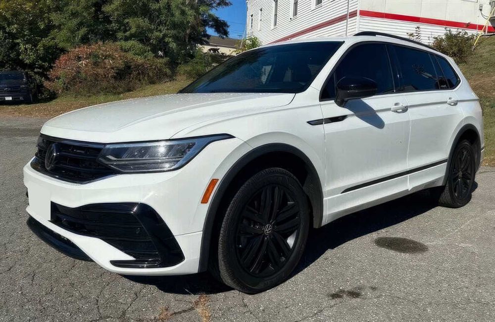 Volkswagen Tiguan SE R-Line Black 4Motion      2022